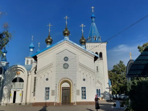Uzbekistanista Kirgisiaan