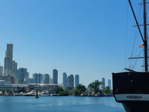 Cartagena de Indias, la \”Heroica\”