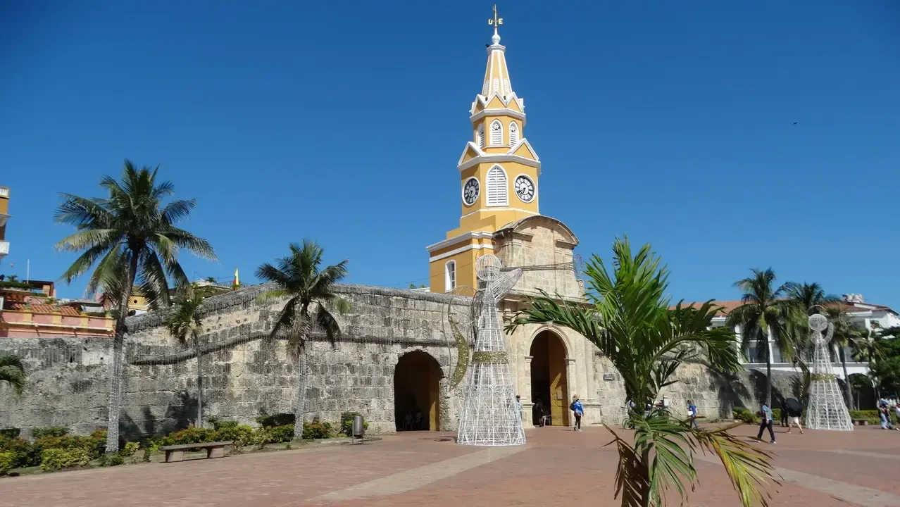 Vista della Torre dell'Orologio di Cartagena in Colombia.