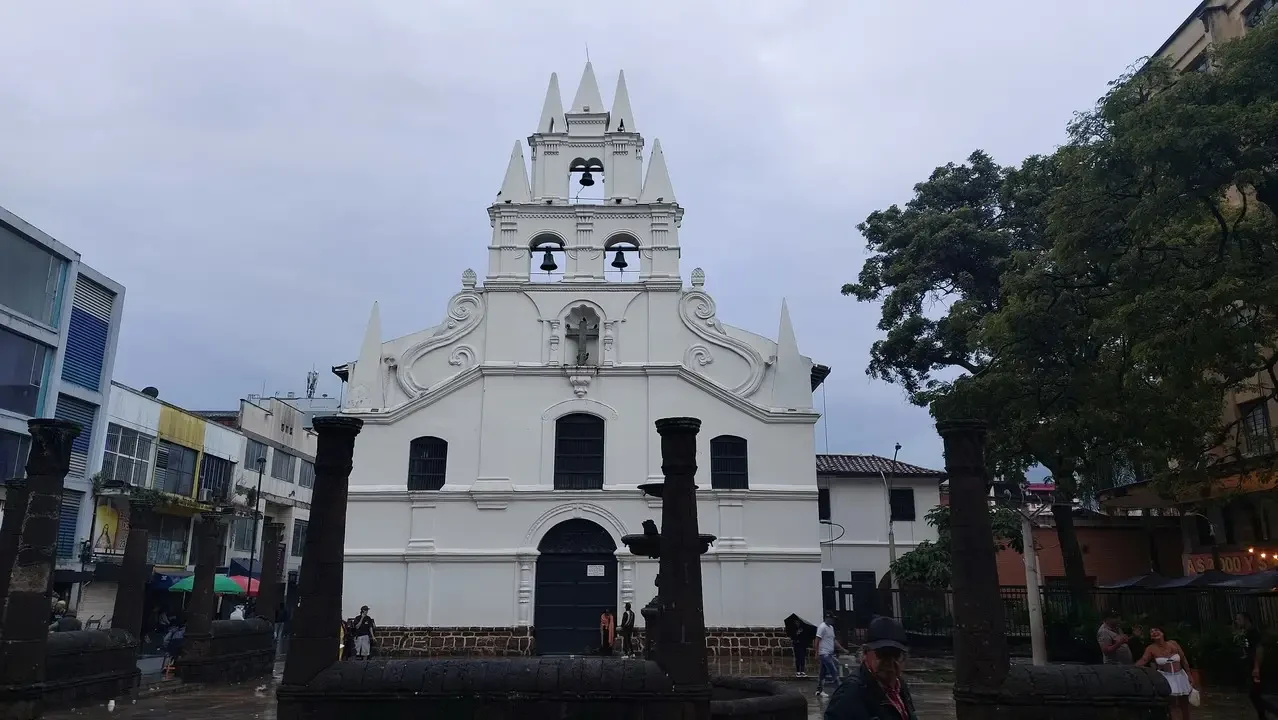Facciata della Chiesa di Veracruz in Colombia.