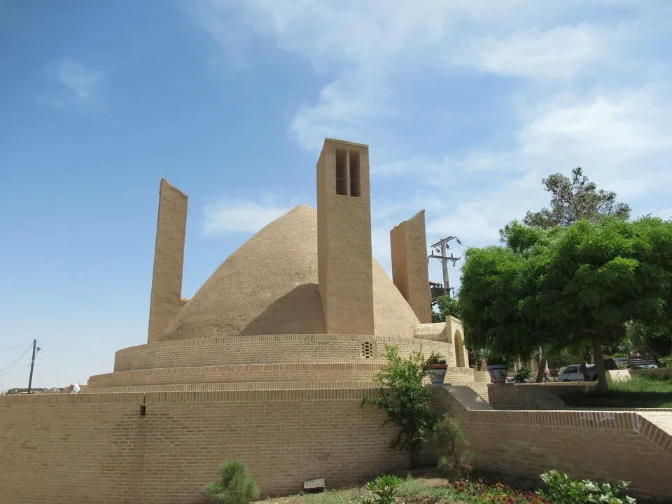Serbatoio d'acqua a Meybod, Iran.