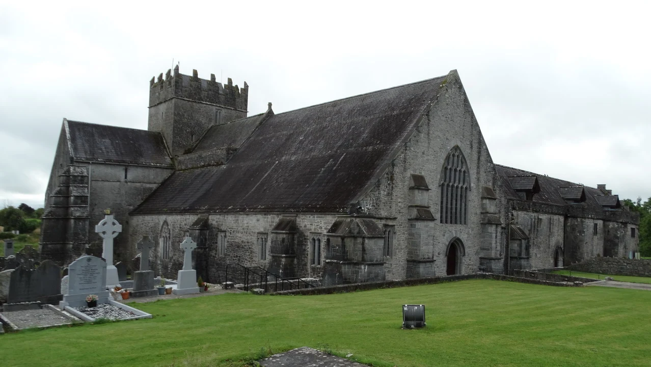 Cashel, Holicross e Blarney