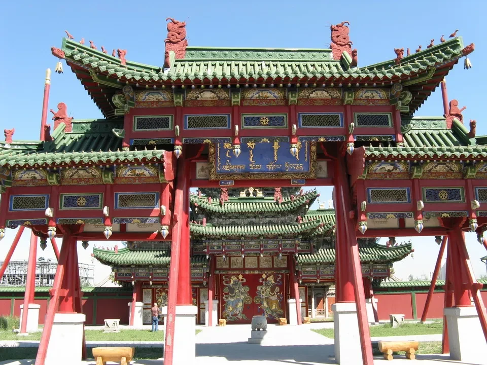 Portale principale del Palazzo d'Inverno di Bogd Khan in Mongolia.