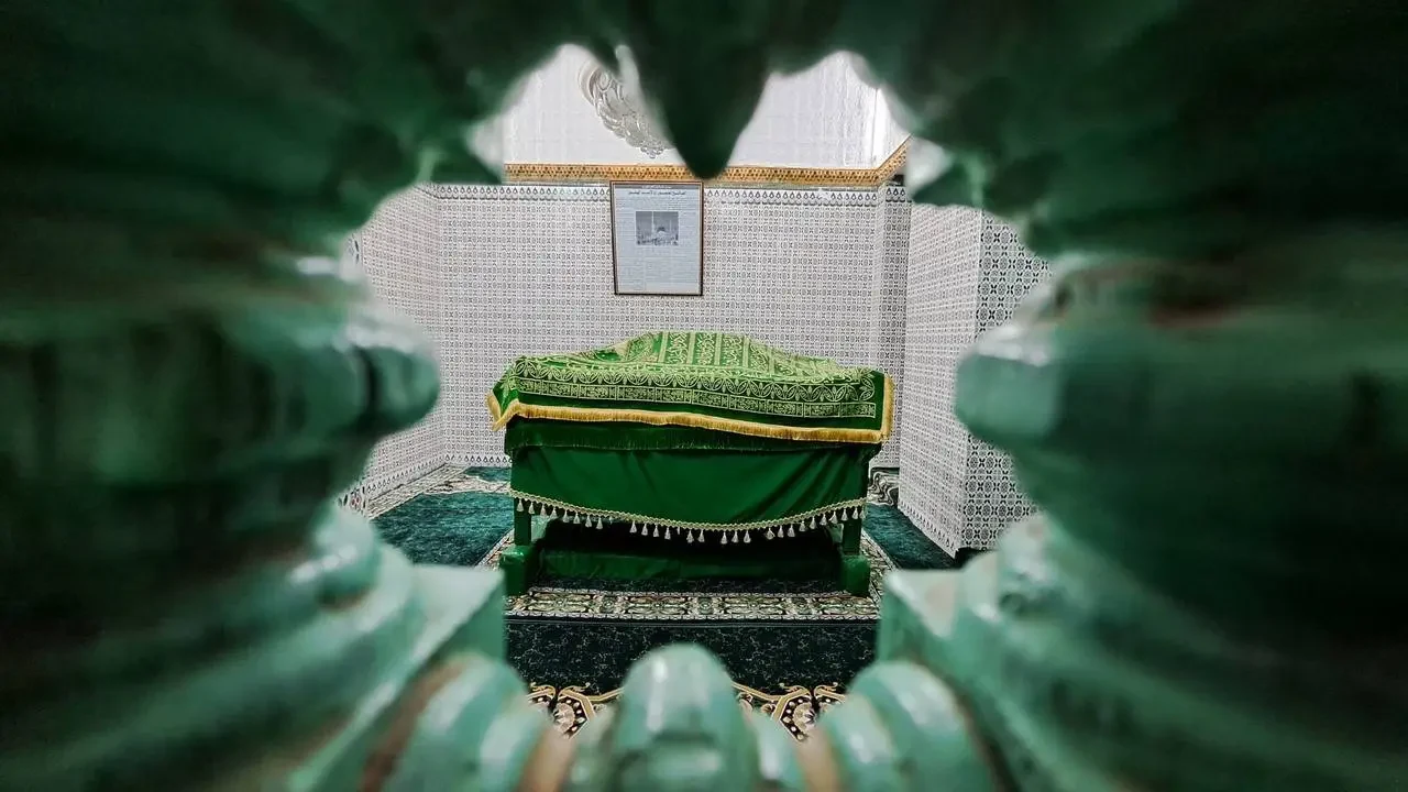 Interno della moschea di Sidi Okba in Algeria.