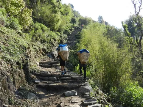 Trek Annapurna V