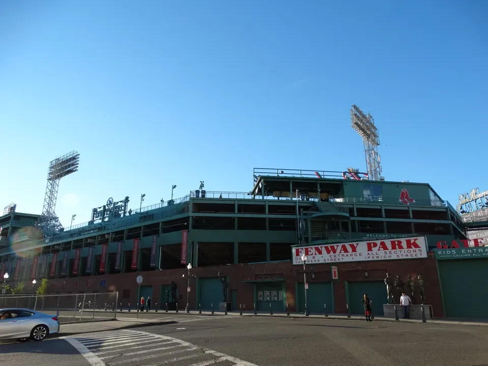 Vista dall'esterno del Fenway Park a Boston, New England.