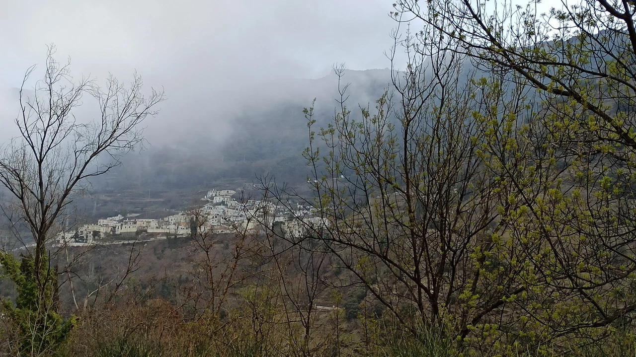 Pueblos Blancos e Granada