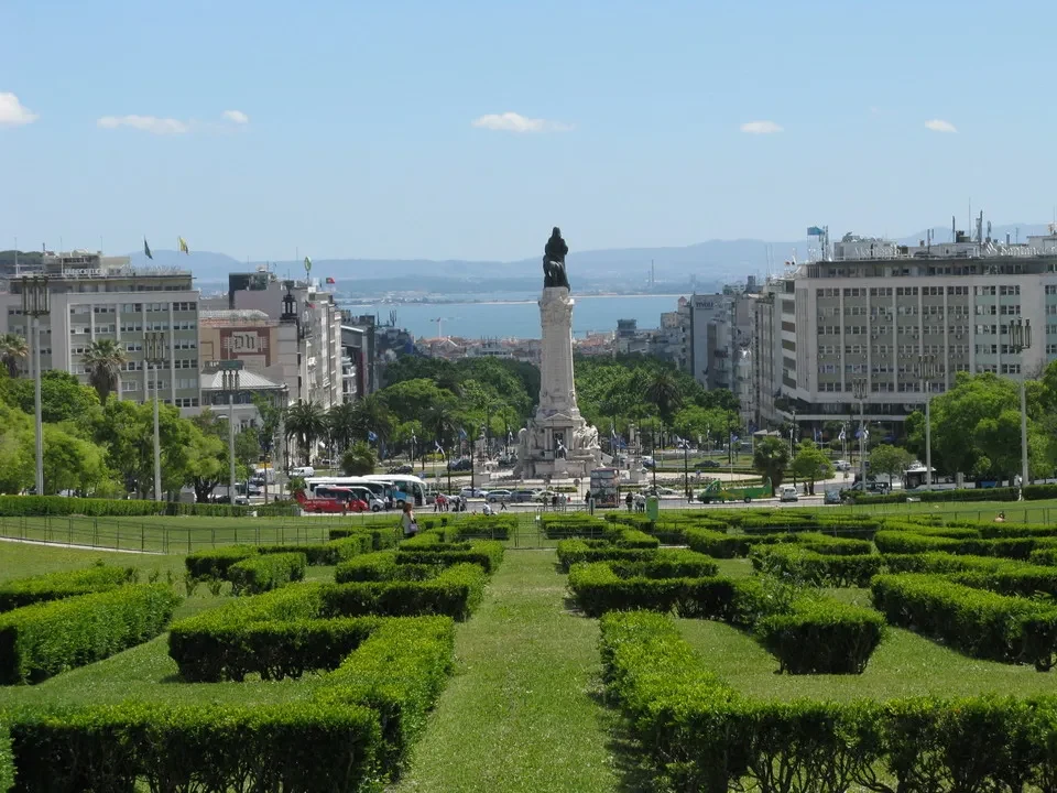 Vista panoramica del Parque Eduardo VII a Lisbona, Portogallo.