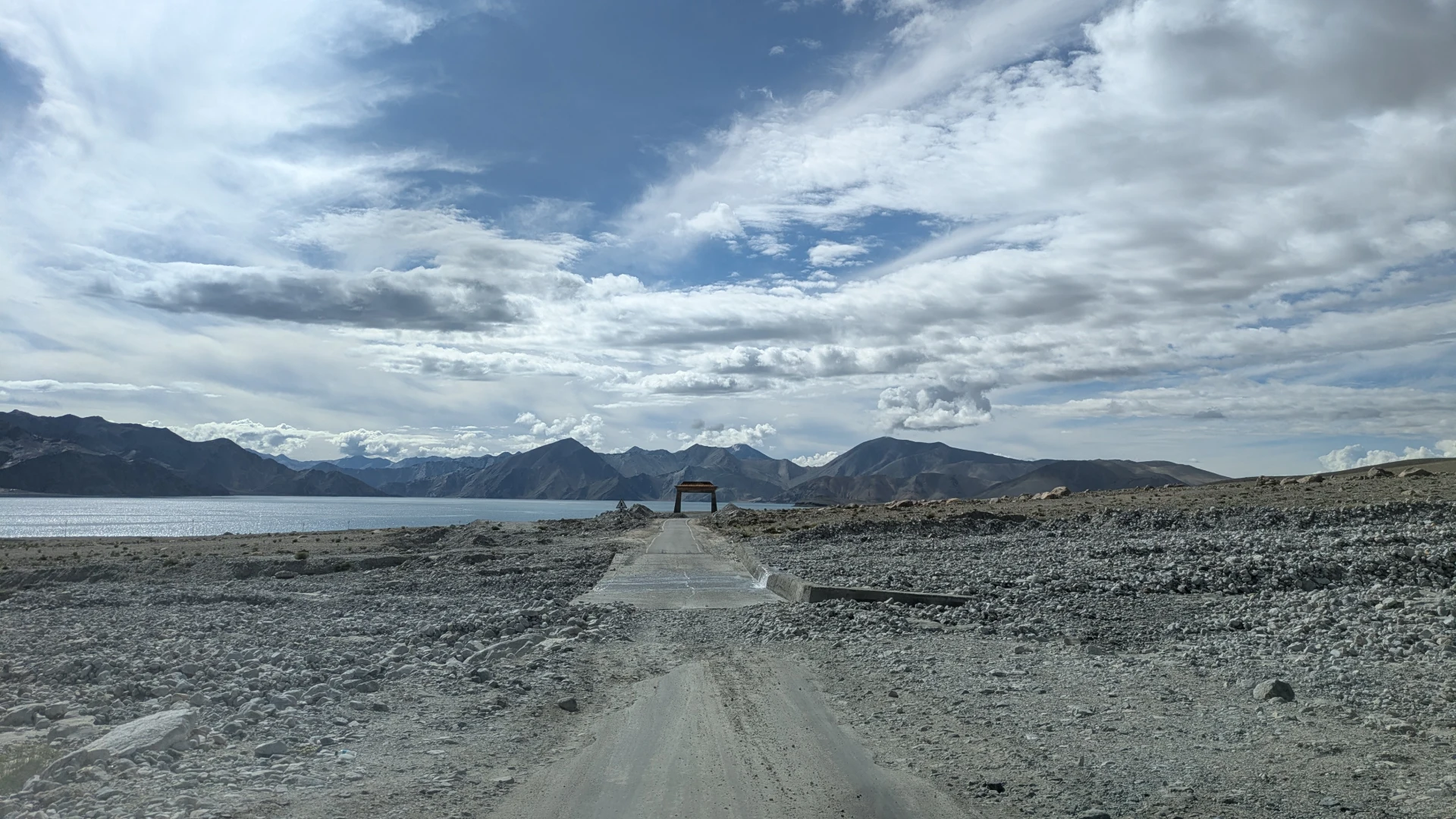 1484.26.08.10.Pangong Lake