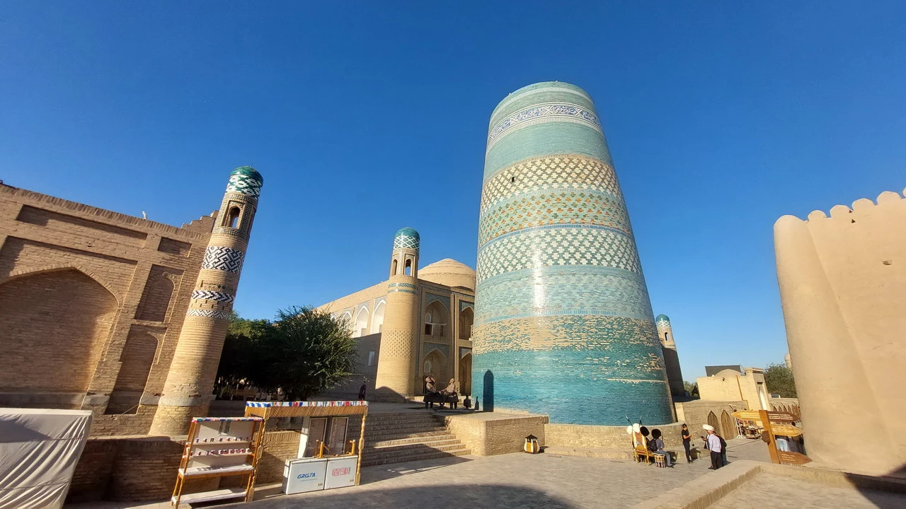 Architettura tradizionale in mattoni di Khiva, Uzbekistan.