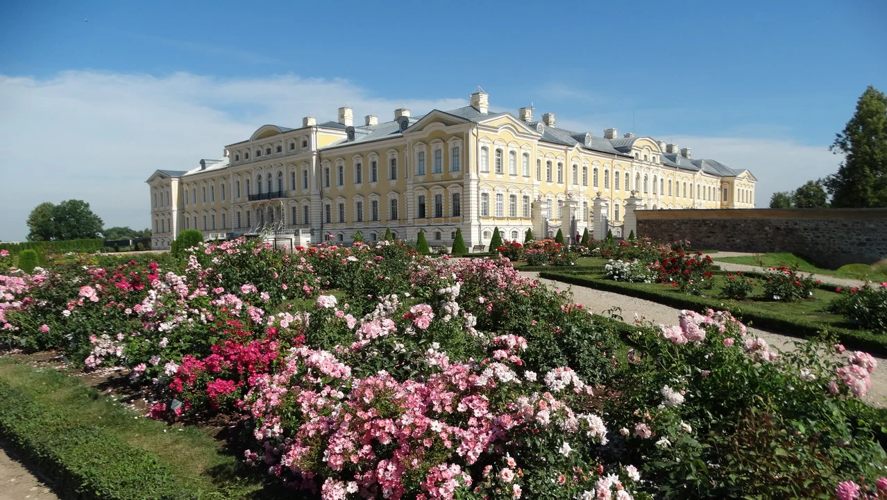 Lettonia ed Estonia: villaggi e capitale