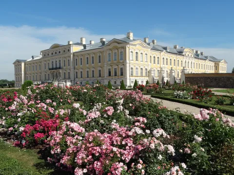 Lettonia ed Estonia: villaggi e capitale